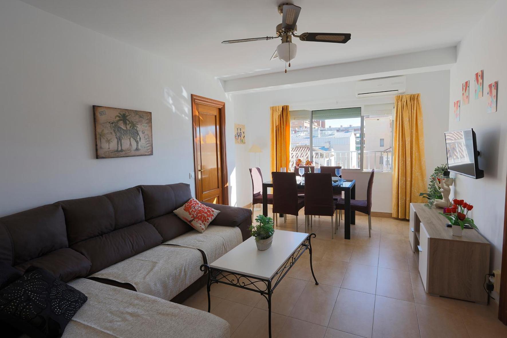 Apartamento Andalucia Фуeнхирола Екстериор снимка